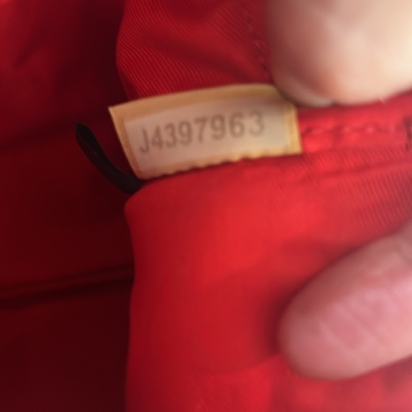 Dooney & Bourke Pebble Grain Triple Gold Zipper Crossbody Red Leather Purse EUC - Picture 9 of 14